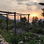 Smaragda Mikros Prinos