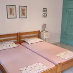 Smaragda Mikros Prinos