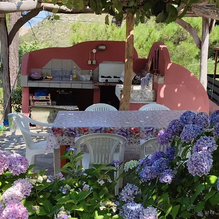 Smaragda Mikros Prinos