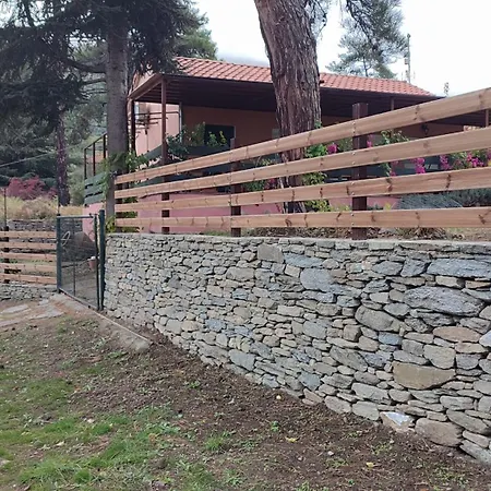 Smaragda Apartment Mikros Prinos