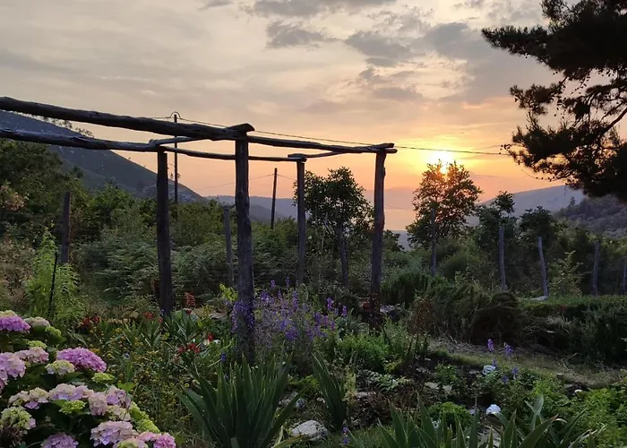 Smaragda Mikros Prinos