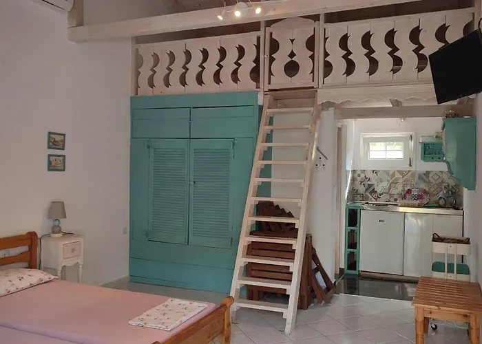 Smaragda * Mikros Prinos