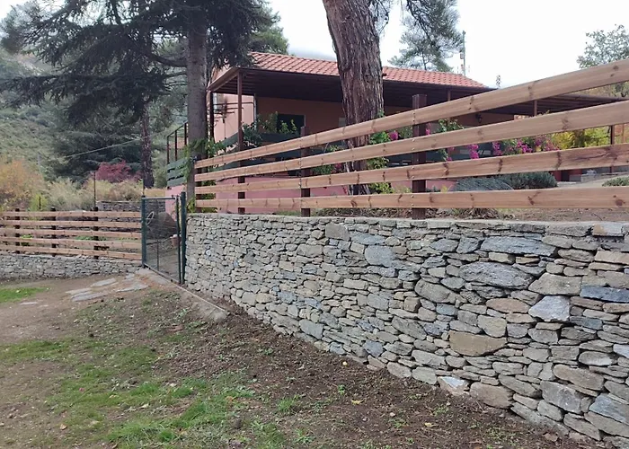 Smaragda Apartment Mikros Prinos